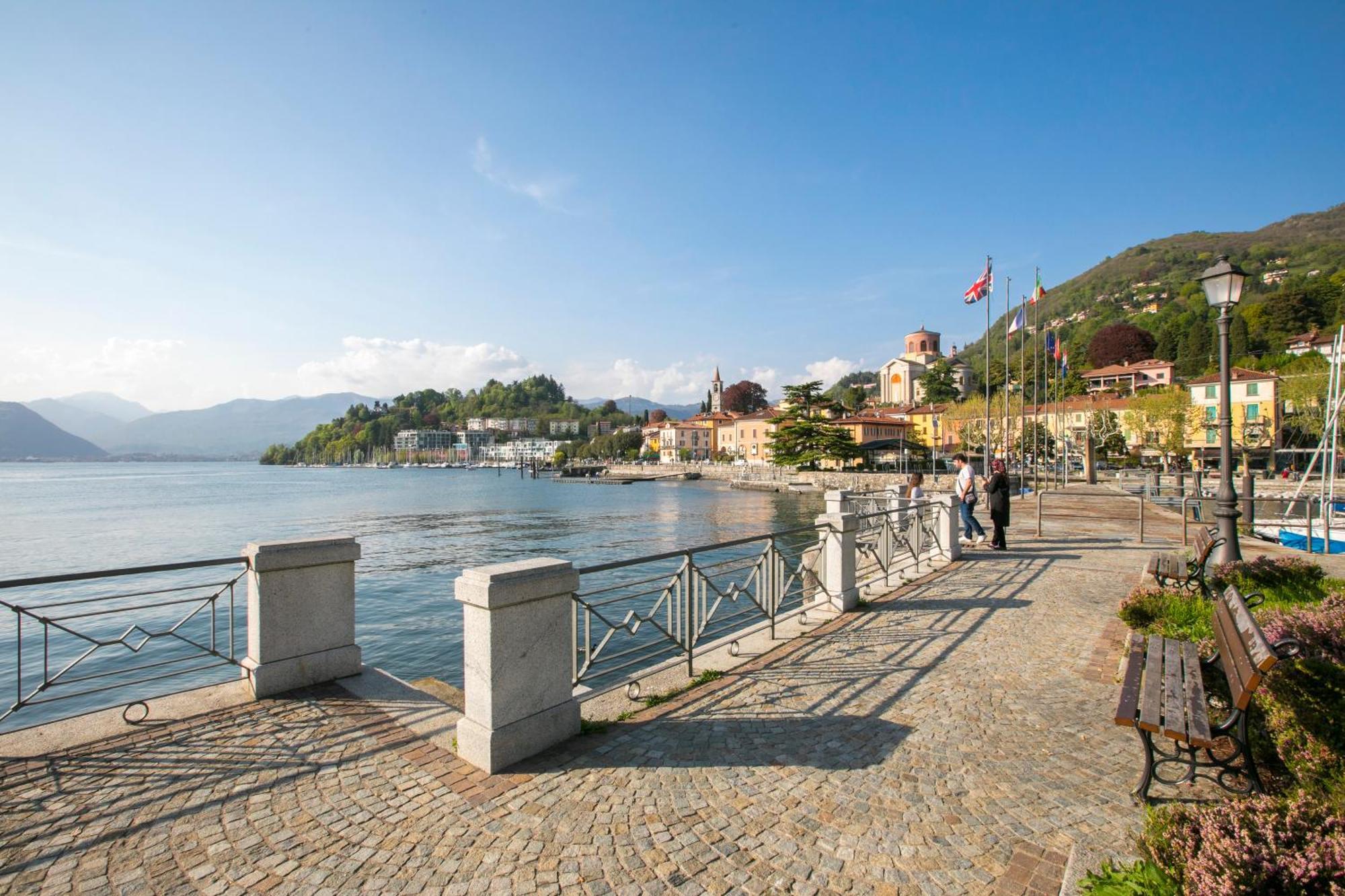 Appartamento Il Golfo Lake View - Happy Rentals Laveno-Mombello Exterior photo