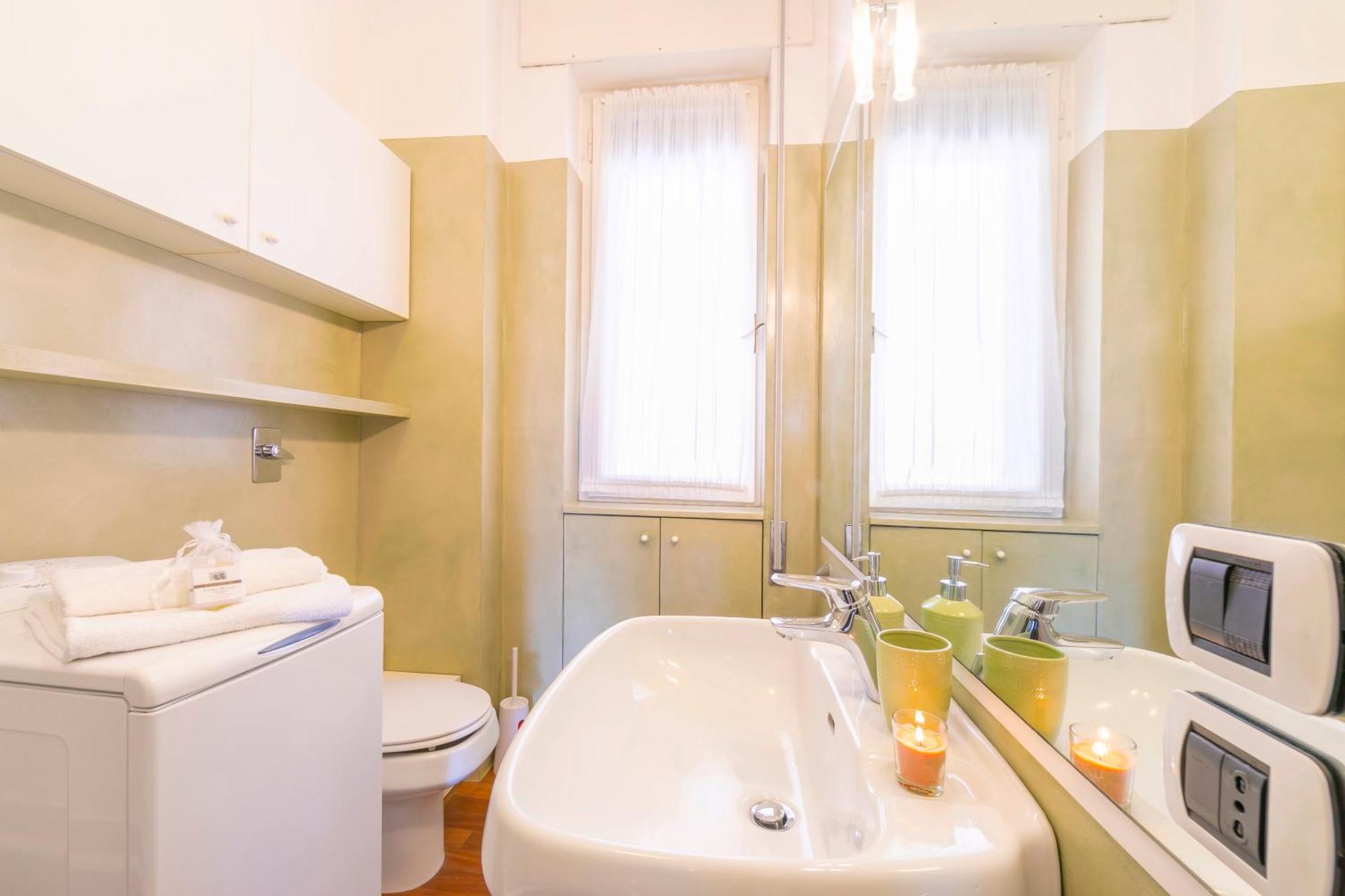 Appartamento Il Golfo Lake View - Happy Rentals Laveno-Mombello Exterior photo