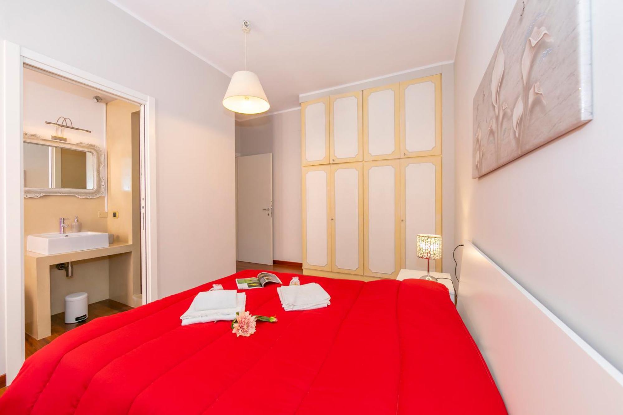 Appartamento Il Golfo Lake View - Happy Rentals Laveno-Mombello Exterior photo