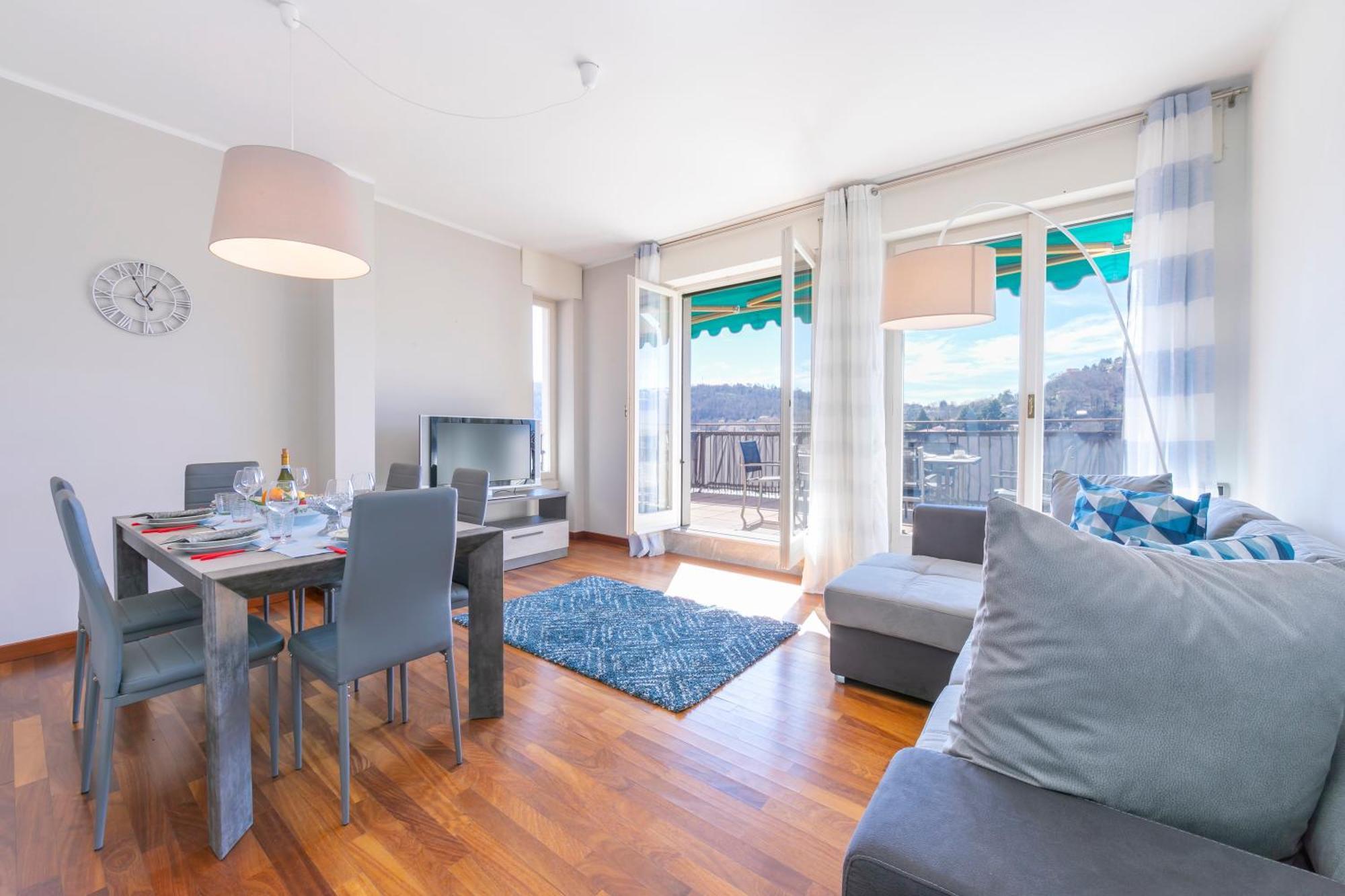 Appartamento Il Golfo Lake View - Happy Rentals Laveno-Mombello Exterior photo