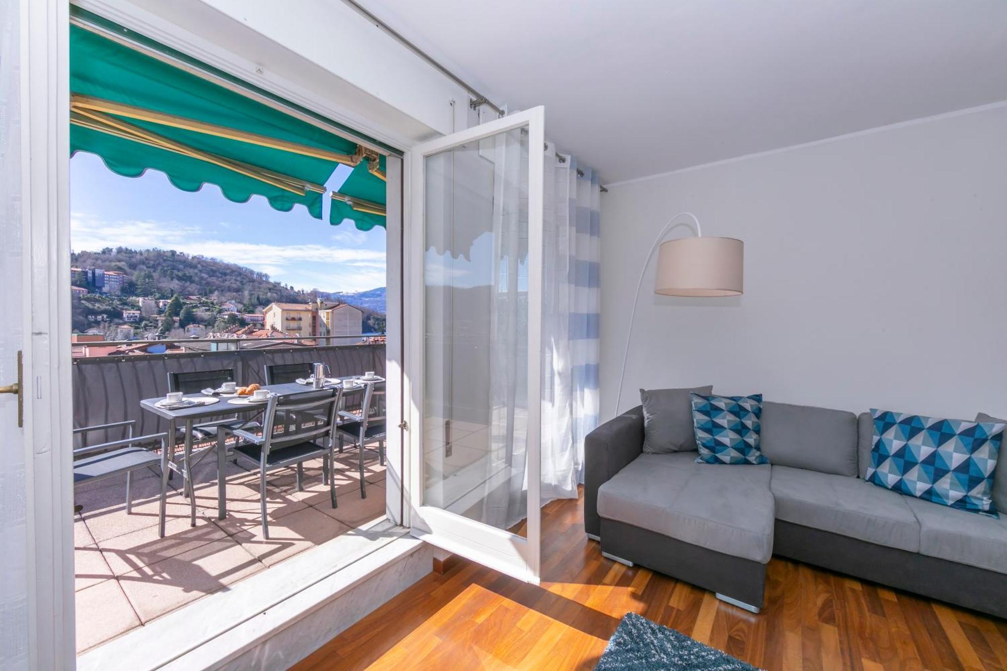 Appartamento Il Golfo Lake View - Happy Rentals Laveno-Mombello Exterior photo